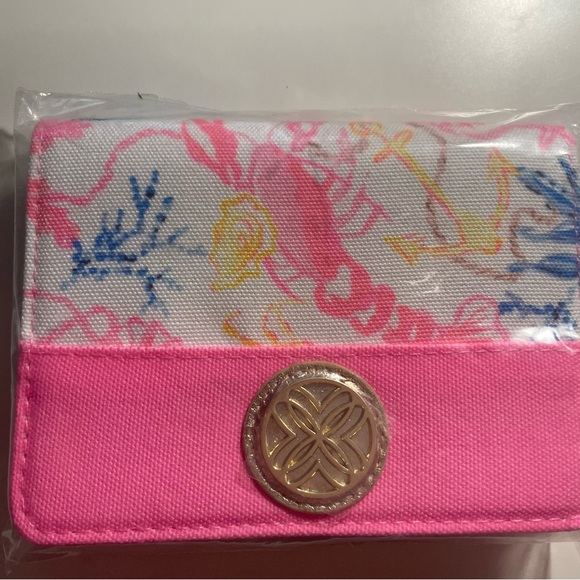 Lilly Pulitzer Pink Blue Yellow Seashell Print Card Case - GWP - Picture 2 of 3